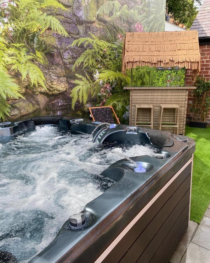 Dawns House Cromford, Peak District, Hot Tub, For 6 - Stunning Views Leilighet Eksteriør bilde